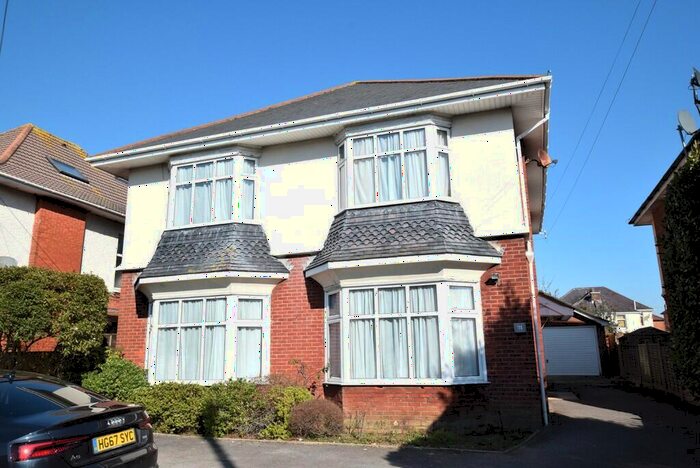 5 Bedroom Detached House To Rent In Lowther Road, Bournemouth, BH8