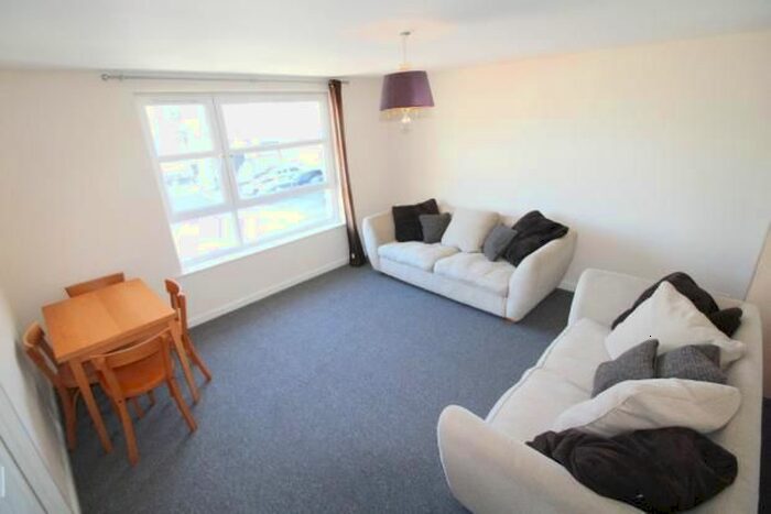 2 Bedroom Flat To Rent In James Street, Aberdeen, AB11