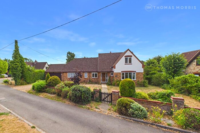 4 Bedroom Bungalow For Sale In Chapel Street, Dunton, Biggleswade, Bedfordshire, SG18