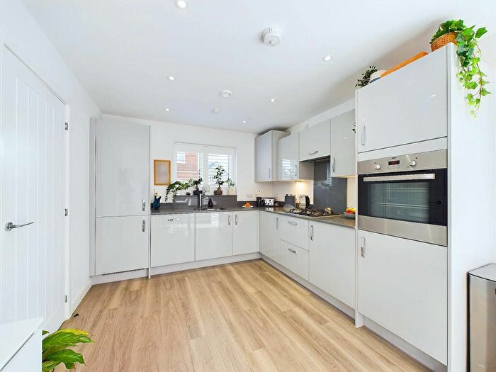 3 Bedroom Detached House For Sale In Harrow Road, Longwick - Stunning Three Bedroom Modern Home, HP27