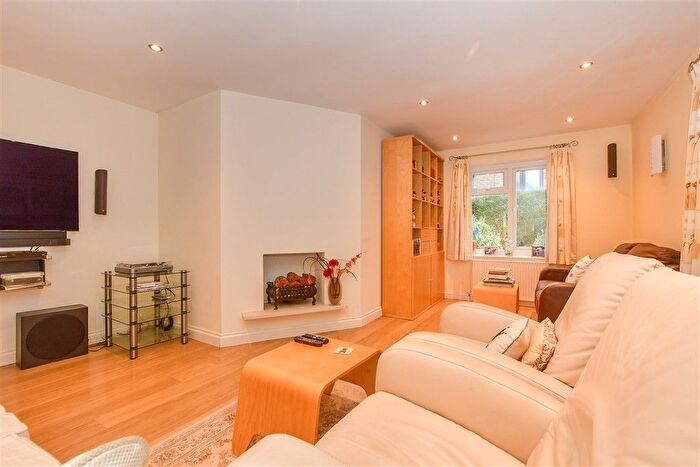 3 Bedroom Detached Bungalow For Sale In The Street, Kingston, Canterbury, Kent, CT4