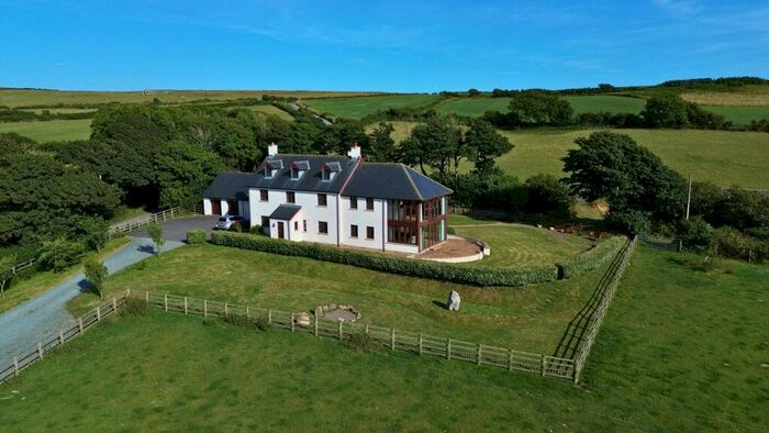 6 Bedroom Detached House For Sale In Roch, SA62