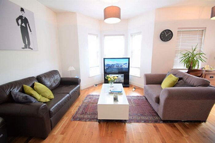 2 Bedroom Flat To Rent In Outram Road, Croydon, CR0
