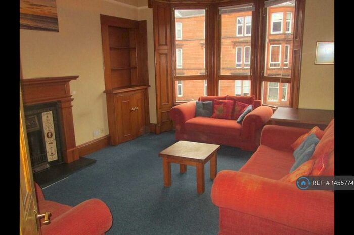 2 Bedroom Flat To Rent In Minard Road, Glasgow, G41