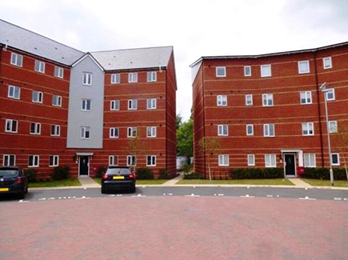 2 Bedroom Flat To Rent In Merton Way, Walsall, WS2