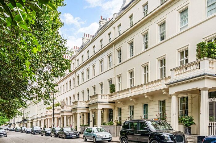 3 Bedroom Flat For Sale In Eaton Square, London, SW1W