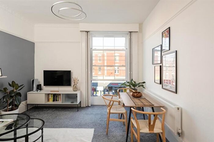 1 Bedroom Flat To Rent In Cheltenham Road, Bristol, BS6