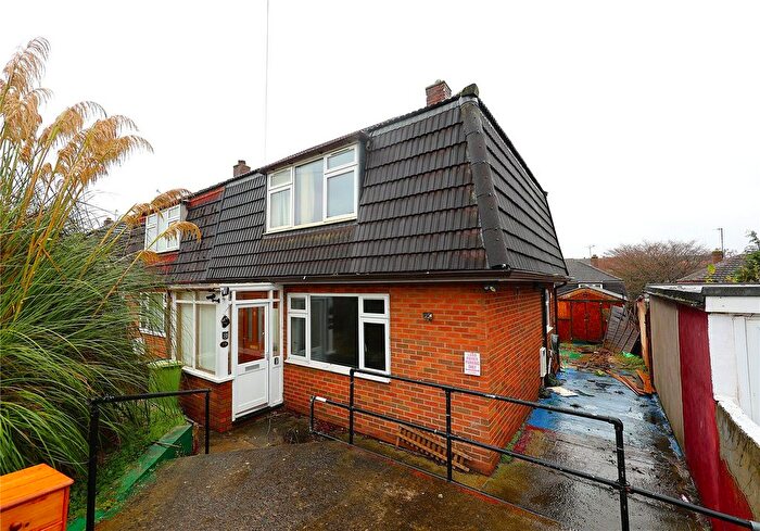 3 Bedroom Semi-Detached House For Sale In Standale Road, Hereford, Herefordshire, HR2