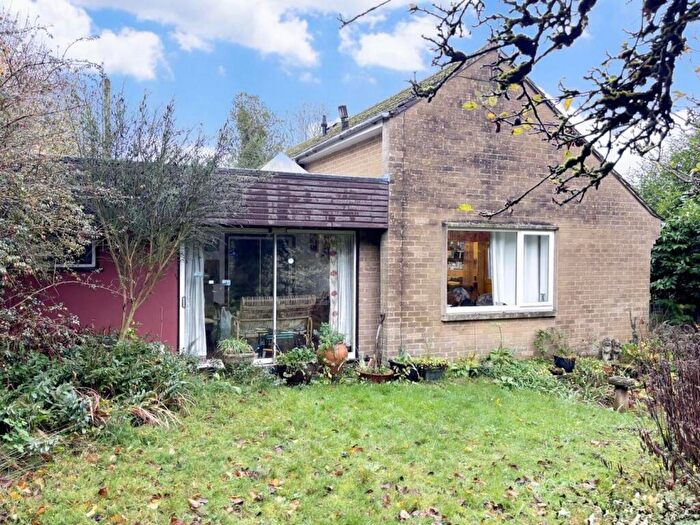 4 Bedroom Detached Bungalow For Sale In Holdenby Road, Spratton, Northamptonshire, NN6