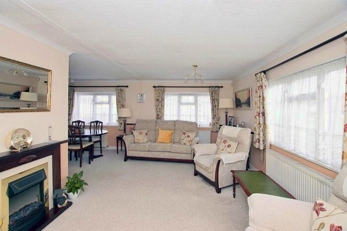 2 Bedroom Park Home For Sale In Hi Ways Park, Hallen, Bristol, BS10