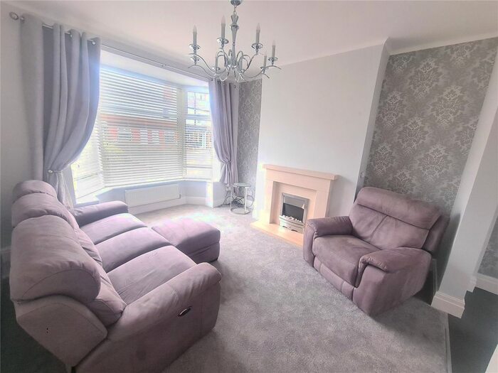 3 Bedroom Semi-Detached House To Rent In Chorley Old Road, Bolton, Greater Manchester, BL1