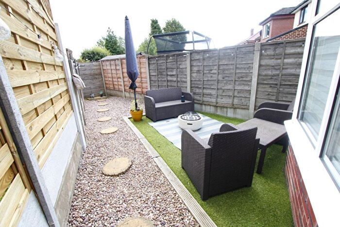 2 Bedroom Semi-Detached House For Sale In Long Lane, Bolton, BL2