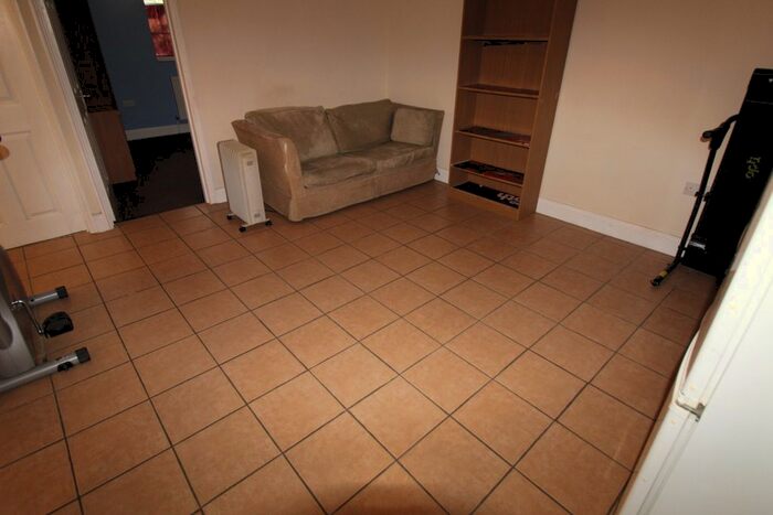 1 Bedroom Studio To Rent In Central Avenue, Hayes, UB3