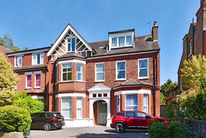 Studio To Rent In Westbury Road, Ealing Broadway, W5