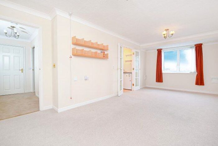 1 Bedroom Flat To Rent In North Street, Bromley, BR1