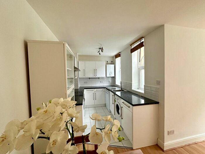 1 Bedroom Apartment To Rent In Boston Place, Marylebone, NW1
