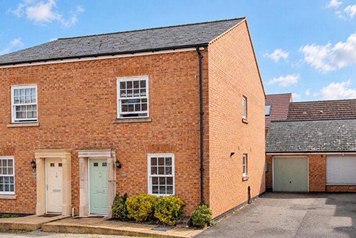 3 Bedroom Semi Detached House To Rent In Holdenby Drive, Corby, NN17