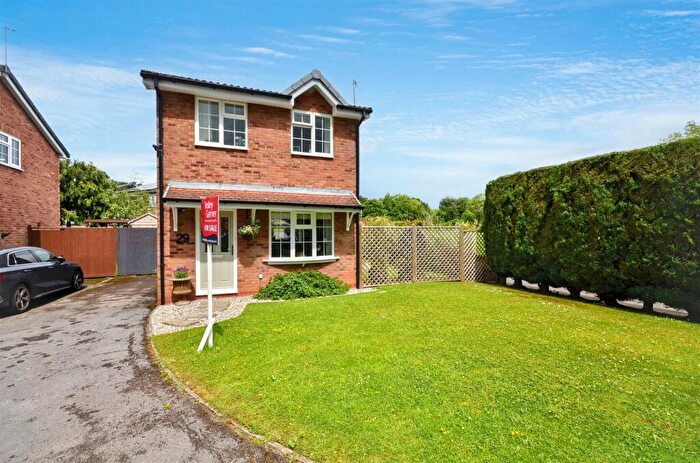 3 Bedroom Detached House For Sale In Cardigan Grove, Trentham, ST4