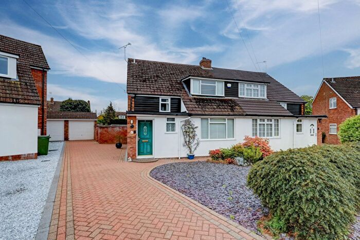 3 Bedroom Semi Detached House For Sale In Harries Way, Holmer Green, High Wycombe, Buckinghamshire, HP15