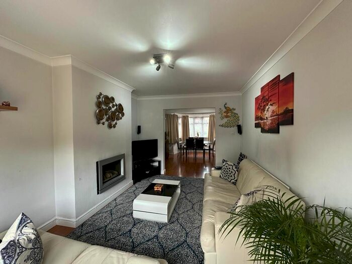 3 Bedroom Terraced House To Rent In Ravenswood Crescent, Harrow, HA2