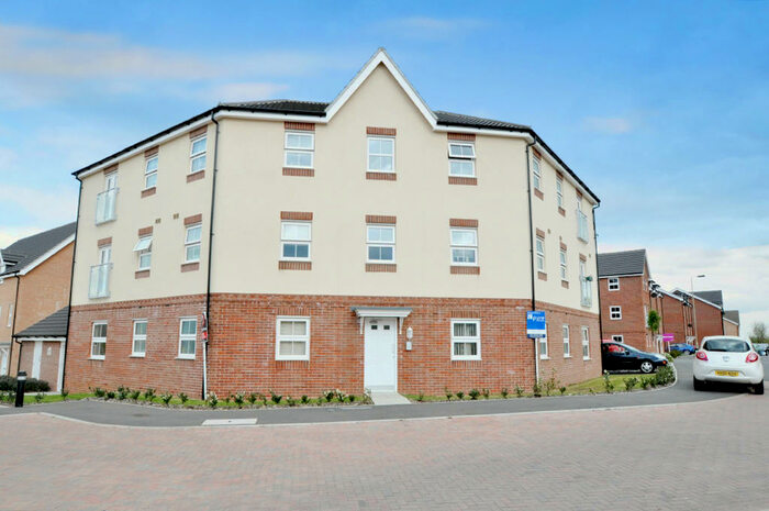 2 Bedroom Ground Flat To Rent In White's Way, Hedge End, Southampton, SO30