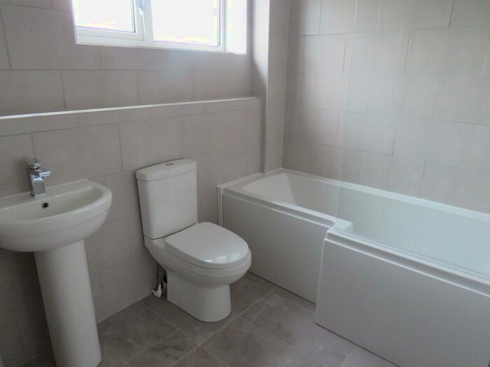 3 Bedroom House To Rent In Wentworth Road, Leamington Spa, CV31