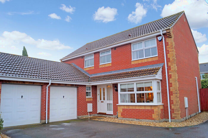 4 Bedroom Detached House To Rent In Walton, Street, BA16