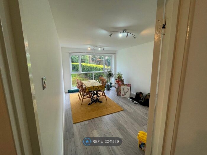 1 Bedroom Flat To Rent In Wood Lane, Chapel Allerton, Leeds, LS7