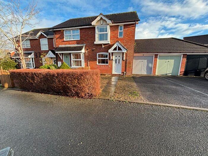 2 Bedroom Semi-Detached House To Rent In Forde Close Barrs Court, Bristol, BS30