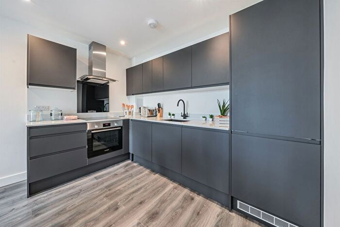 1 Bedroom Flat For Sale In Brunel Place, West Street, Maidenhead, SL6
