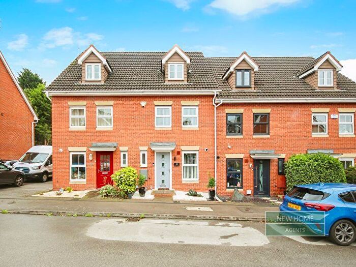 3 Bedroom Terraced House For Sale In William Kirby Close, Coventry, CV4