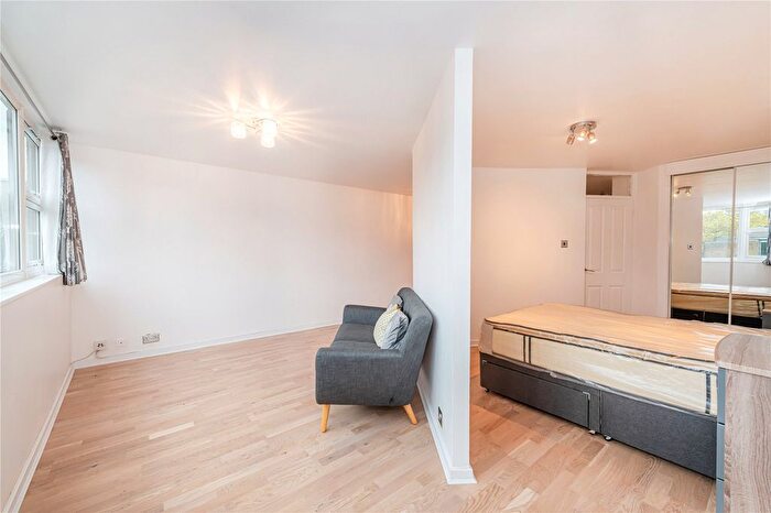 Studio To Rent In North Rise, St. Georges Fields, W2