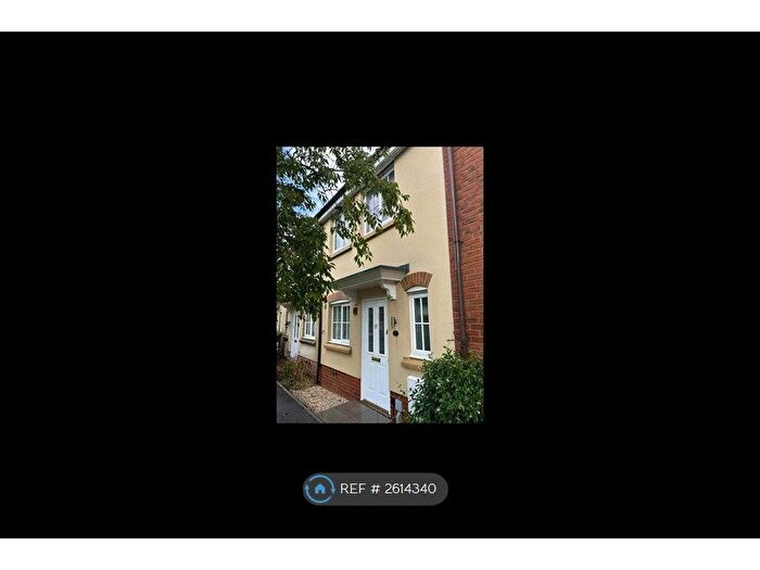 2 Bedroom Terraced House To Rent In Ridgeway Road, Gillingham, SP8
