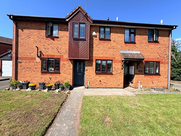 2 Bedroom Property To Rent In Millcroft Way, Rugeley, WS15