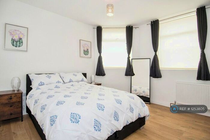 1 Bedroom Flat To Rent In Anstis Street, Plymouth, PL1