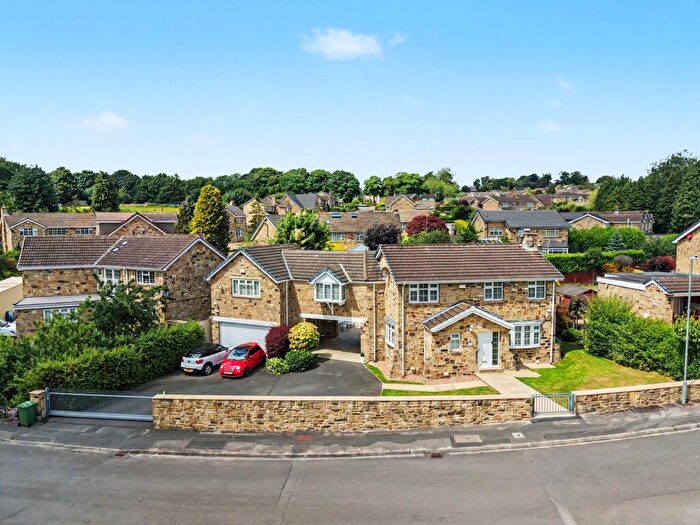 5 Bedroom Detached House For Sale In Viewlands, Huddersfield, HD2