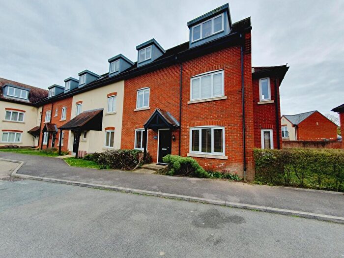 2 Bedroom Flat To Rent In St. Georges Road, Denmead, Waterlooville, Hampshire, PO7