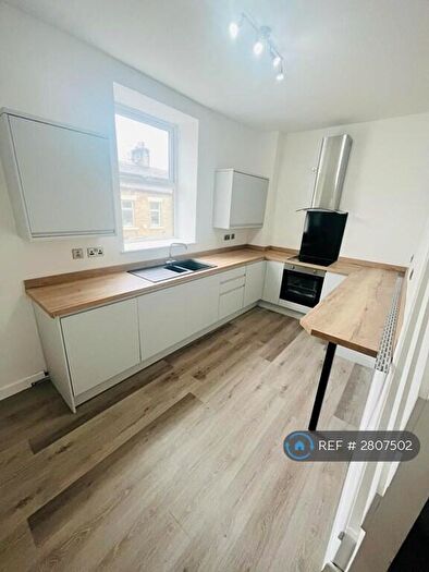 4 Bedroom Terraced House To Rent In Manchester Road, Mossley, Ashton-Under-Lyne, OL5