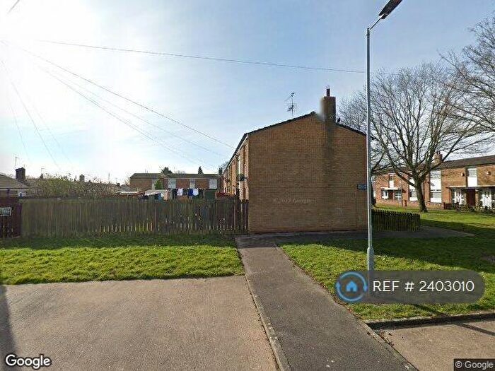 3 Bedroom Semi-Detached House To Rent In Jipdane, Hull, HU6