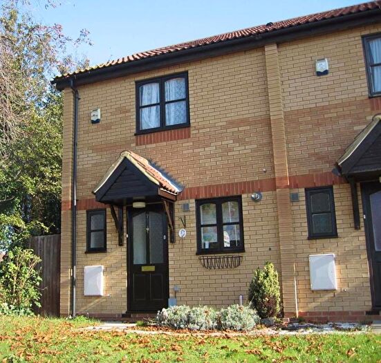 2 Bedroom End Of Terrace House To Rent In Laurel Mews, Baldock, SG7