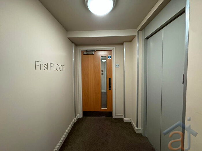 2 Bedroom Apartment For Sale In Marine Gate Mansions, The Promenade, Southport, PR9