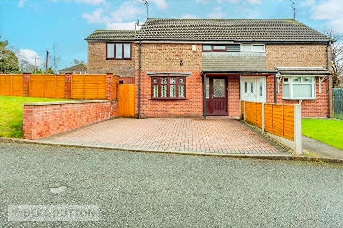 4 Bedroom Semi-Detached House To Rent In Lime Gardens, Middleton, Manchester, Greater Manchester, M24