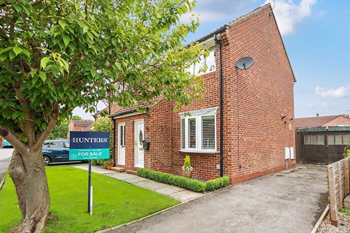 2 Bedroom Property For Sale In Kelcbar Way, Tadcaster, LS24