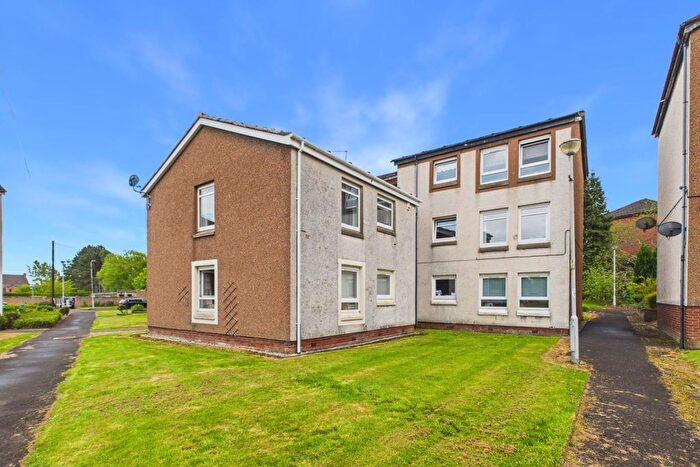 1 Bedroom Flat For Sale In May Gardens, Hamilton, ML3