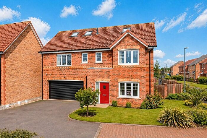 6 Bedroom Detached House For Sale In Lund Sikes Grove, Stamford Bridge, York, YO41