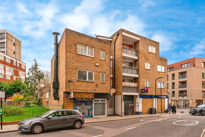 2 Bedroom Flat For Sale In Cremer Street, London, E2