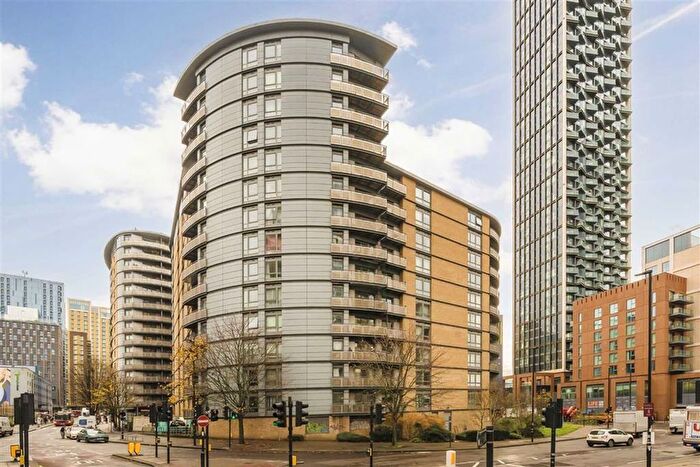 2 Bedroom Flat For Sale In Trentham Court, Acton, W3