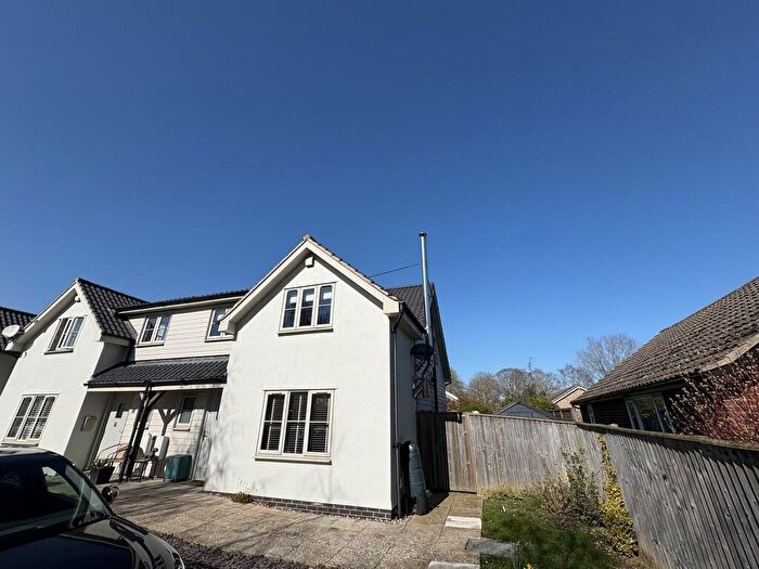 3 Bedroom Semi Detached House To Rent In Quaker Lane, Bardwell, IP31