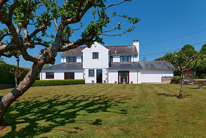 4 Bedroom Detached House For Sale In Denbury Green, Denbury, TQ12