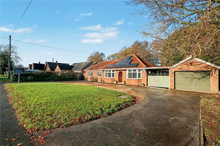 4 Bedroom Bungalow For Sale In Poringland Road, Stoke Holy Cross, Norwich, Norfolk, NR14
